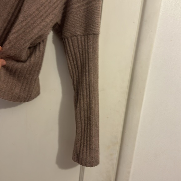 La La Land long sleeve v-neck cardigan - Picture 6 of 8